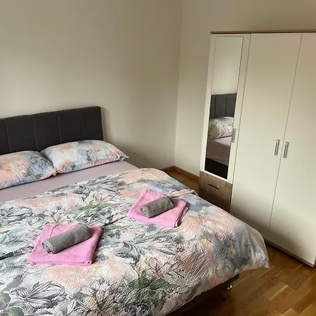 Ljalja 2 Apartamento *
