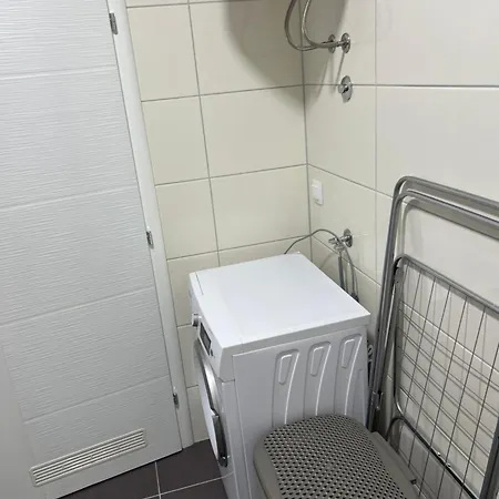 Apartament Ljalja 2 *